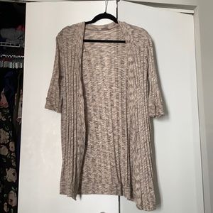 Herringbone cream cardigan with pockets!